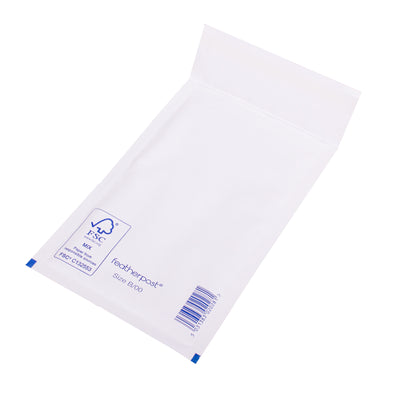 Padded Bubble Envelope in White | SR Mailing | Sustainable eCommerce Packaging