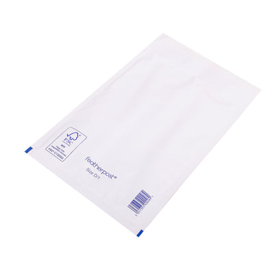 Padded Bubble Envelope in White | SR Mailing | Sustainable eCommerce Packaging